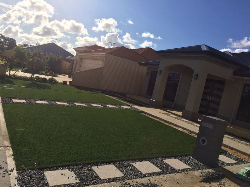 landscaping grass supplier in UAE (3) landscaping grass supplier in UAE (3)