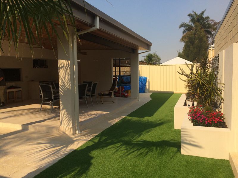 landscaping grass supplier in UAE (4) landscaping grass supplier in UAE (4)